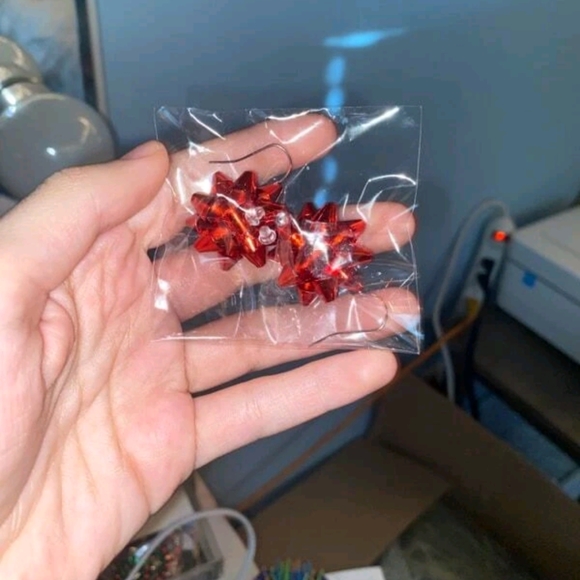 Dangle Bow drop earrings - Picture 9 of 16